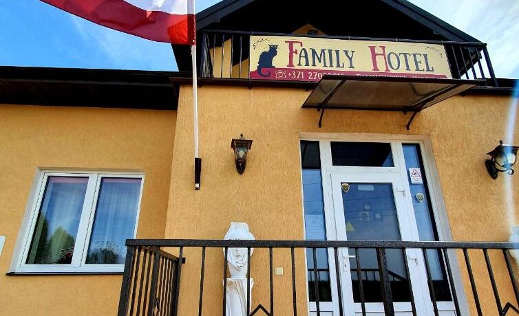 Hotel “Family Hotel”