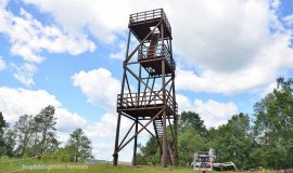Višķu pagastā atjaunots Ostrovas putnu vērošanas tornis