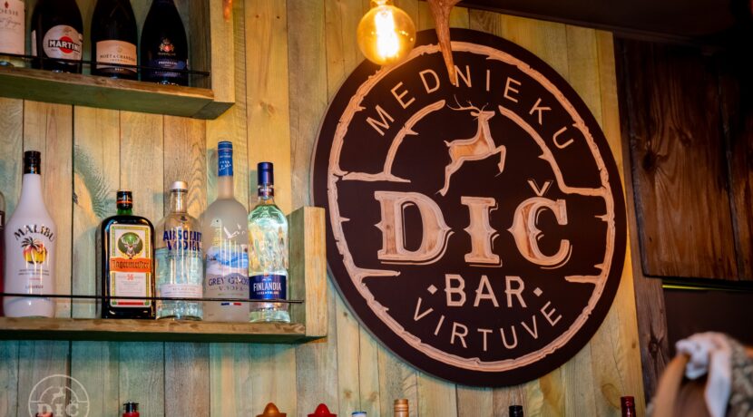 Kafejnīca “DIČ BAR”